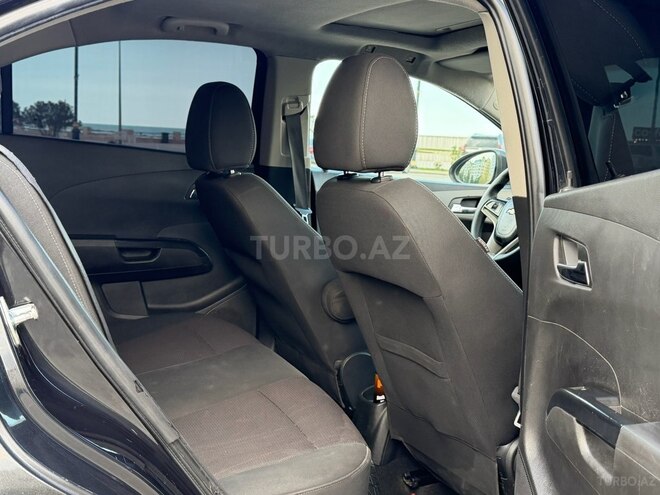 Chevrolet Aveo-9