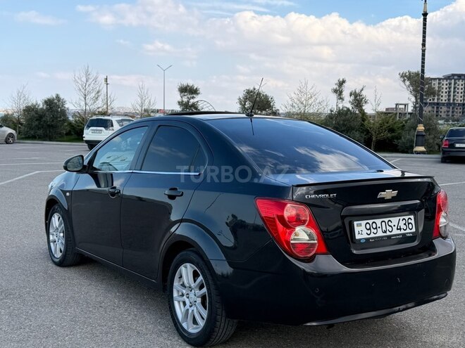 Chevrolet Aveo-7