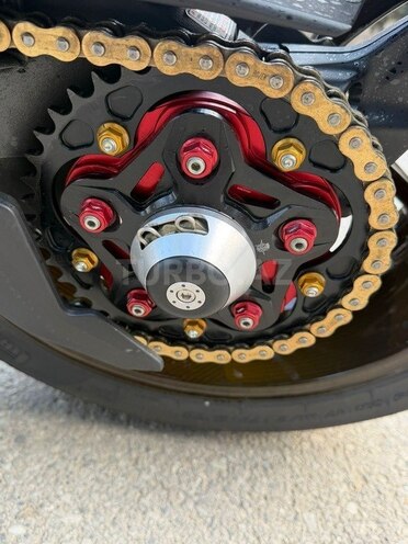 MV Agusta Brutale RR-9