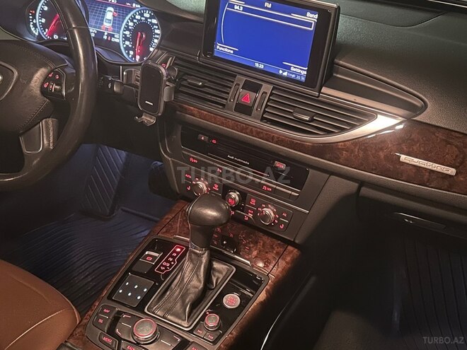Audi A6-10