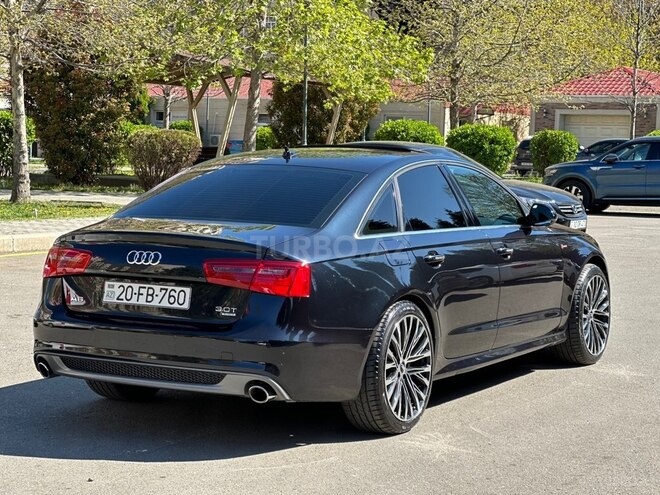 Audi A6-2
