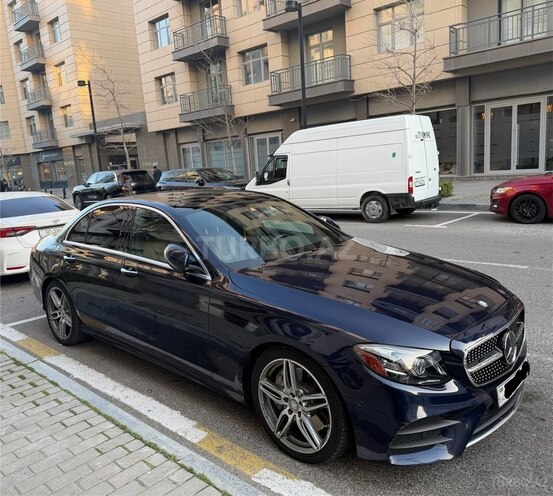 Mercedes E 300-4
