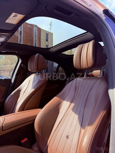 Mercedes E 300-12