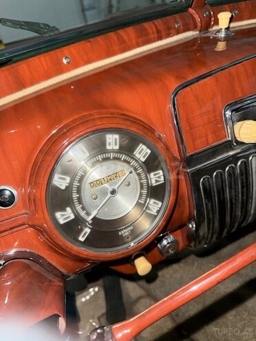 GAZ 12 ZIM-4