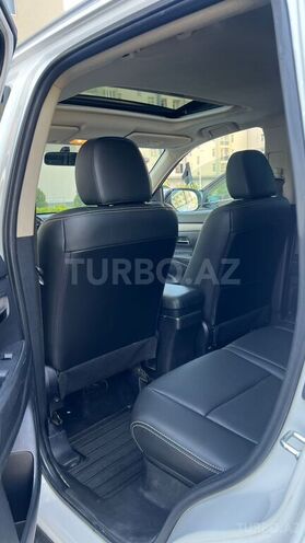 Mitsubishi Outlander-9