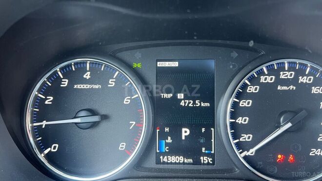 Mitsubishi Outlander-16