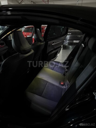 Toyota Camry-7