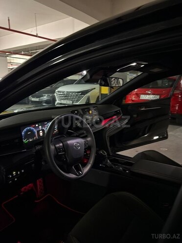 Toyota Camry-6
