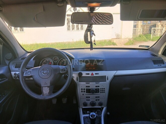 Opel Astra-17