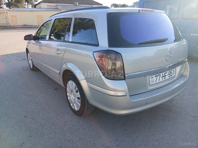Opel Astra-10