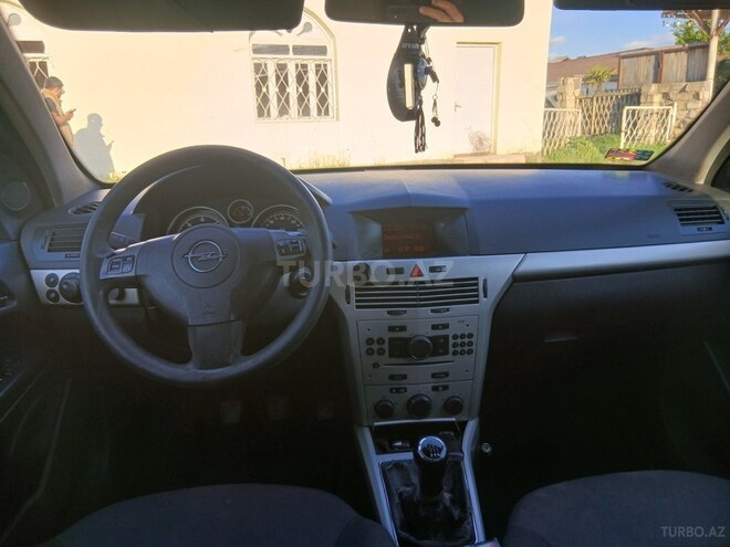 Opel Astra-16