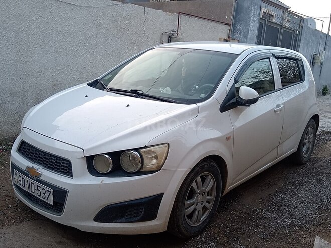 Chevrolet Aveo-3