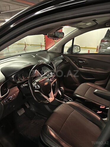 Chevrolet Trax-8