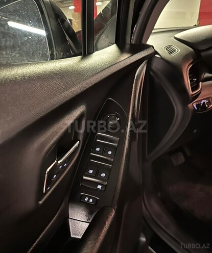 Chevrolet Trax-10