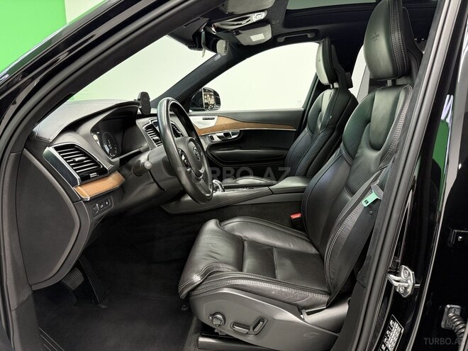 Volvo XC90-7