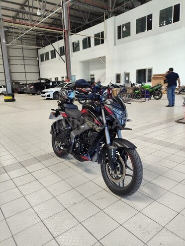 Bajaj Pulsar NS 200-6