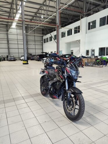 Bajaj Pulsar NS 200-7
