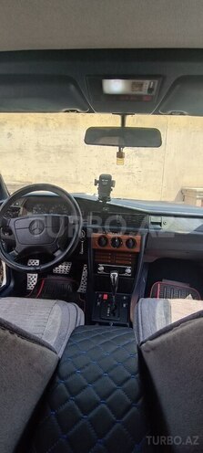 Mercedes 190 1993, 281,000 km - 2.0 л - Sumqayıt