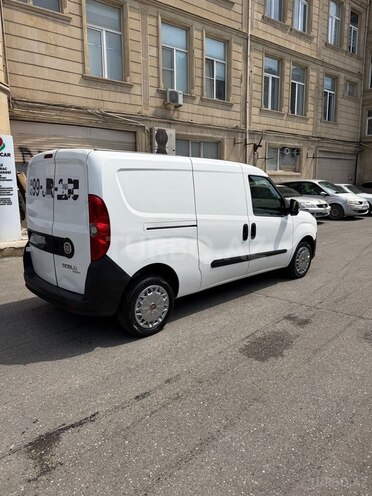 Fiat Doblo-4