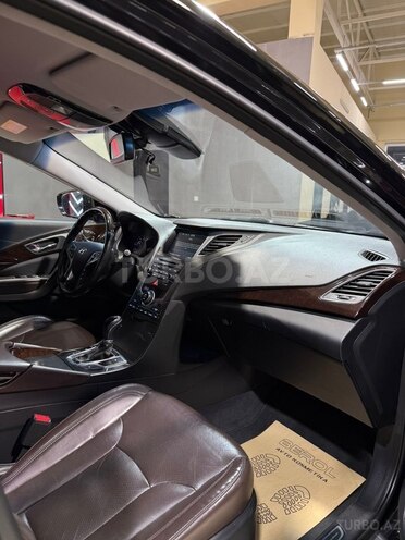 Hyundai Grandeur-15
