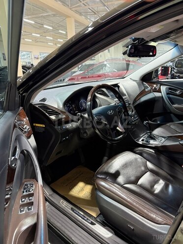 Hyundai Grandeur-14