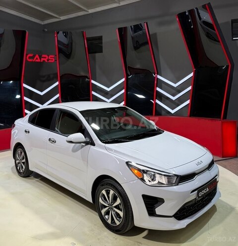 Kia Rio-1