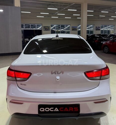 Kia Rio-11