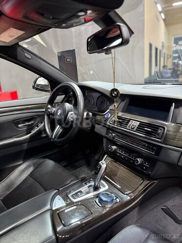 BMW 528-17