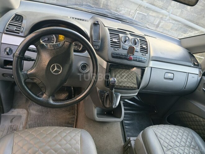 Mercedes Viano-7