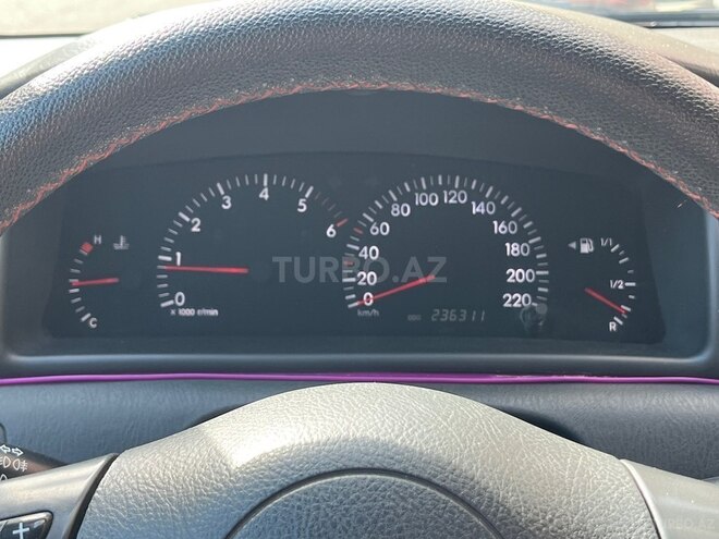 Toyota Corolla-9