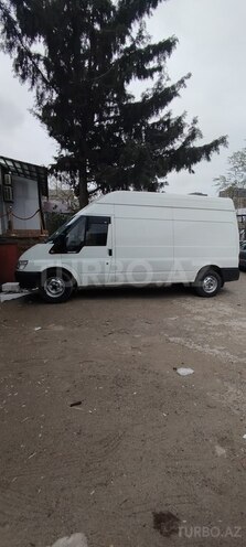 Ford Transit-3