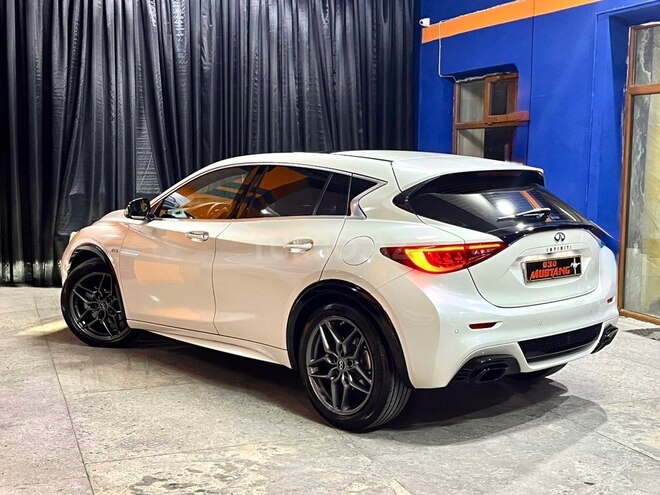 Infiniti QX30 2018, 60,500 km - 2.0 l - Sumqayıt