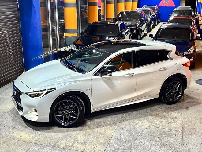 Infiniti QX30 2018, 60,500 km - 2.0 l - Sumqayıt