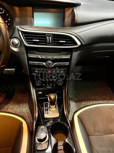 Infiniti QX30 2018, 60,500 km - 2.0 l - Sumqayıt