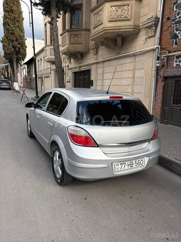 Opel Astra-7