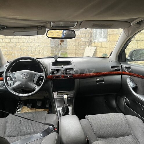 Toyota Avensis-7