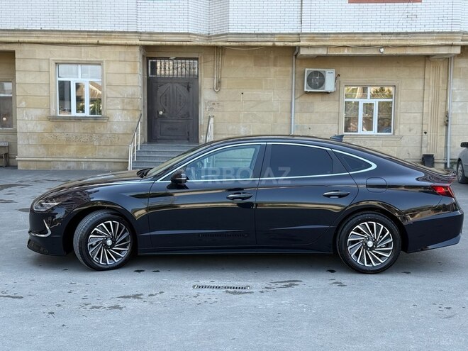 Hyundai Sonata-8