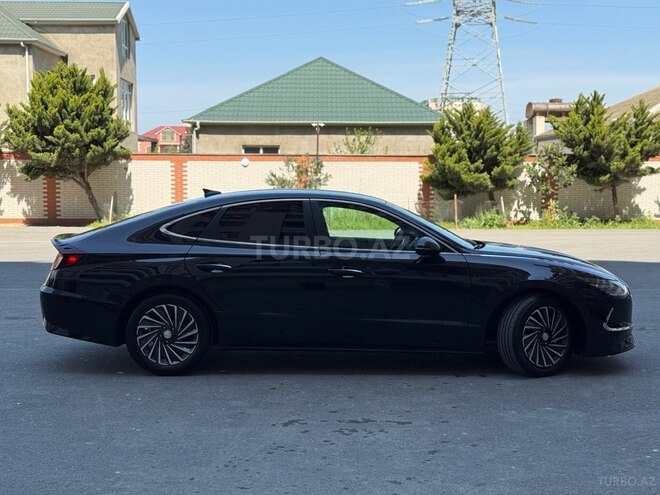 Hyundai Sonata-3