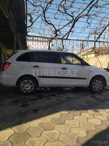 Skoda Fabia-4