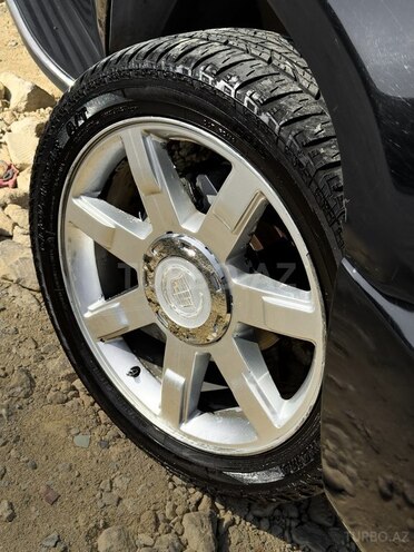 Cadillac Escalade-11