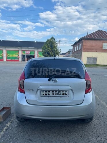 Nissan Note-3