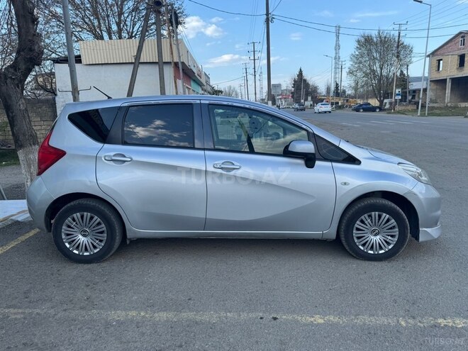 Nissan Note-4