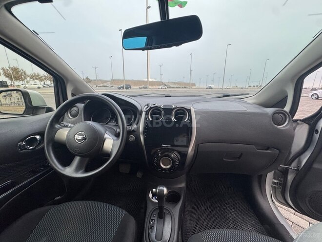 Nissan Note-7