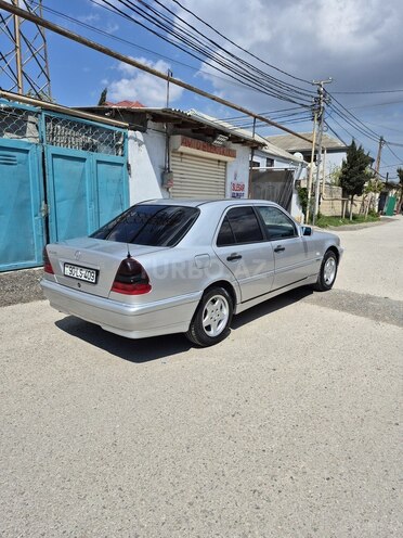 Mercedes C 220 1999, 256,385 km - 2.2 l - Bakı