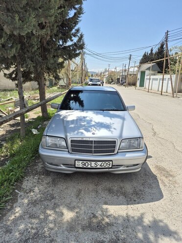 Mercedes C 220 1999, 256,385 km - 2.2 l - Bakı