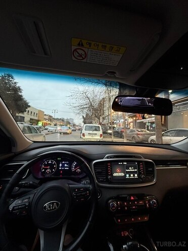 Kia Sorento-5