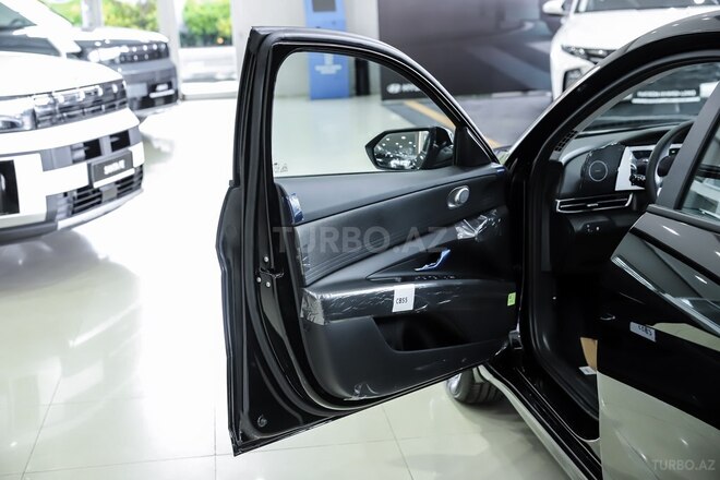 Hyundai Elantra-13