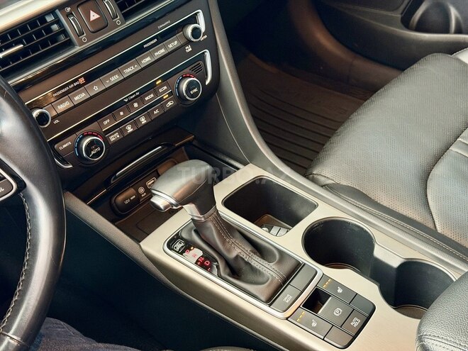 Kia Optima-16