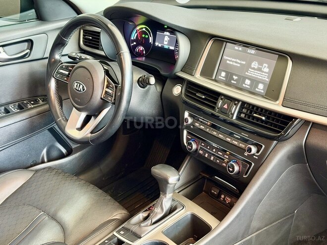 Kia Optima-5