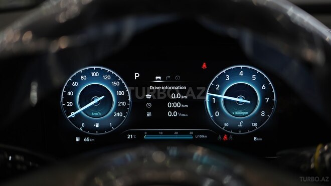 Hyundai Elantra-14